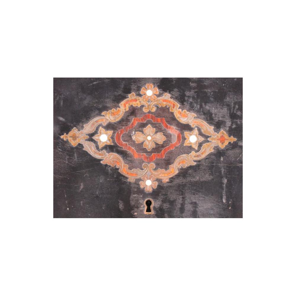 Image: Abraham Lincoln's portable bar