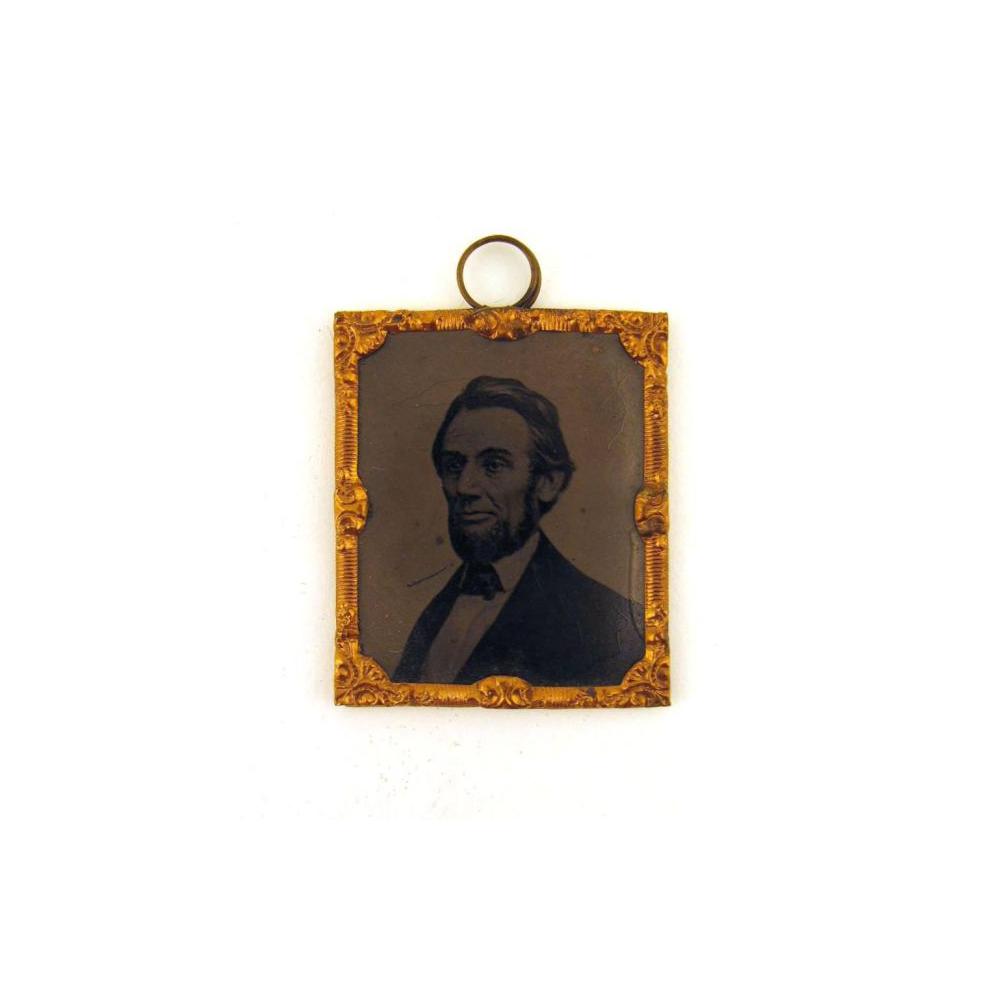Image: Abraham Lincoln pendant