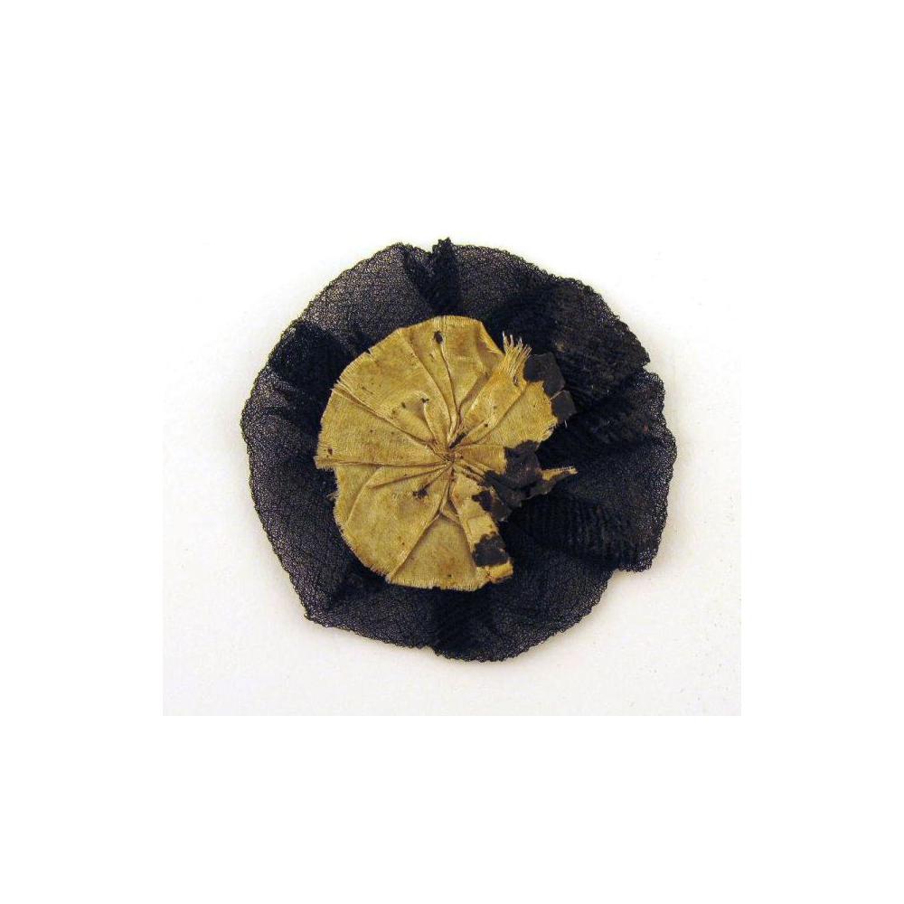 Image: mourning pin