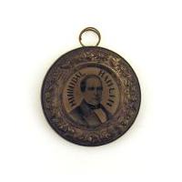 Image: Abraham Lincoln campaign button