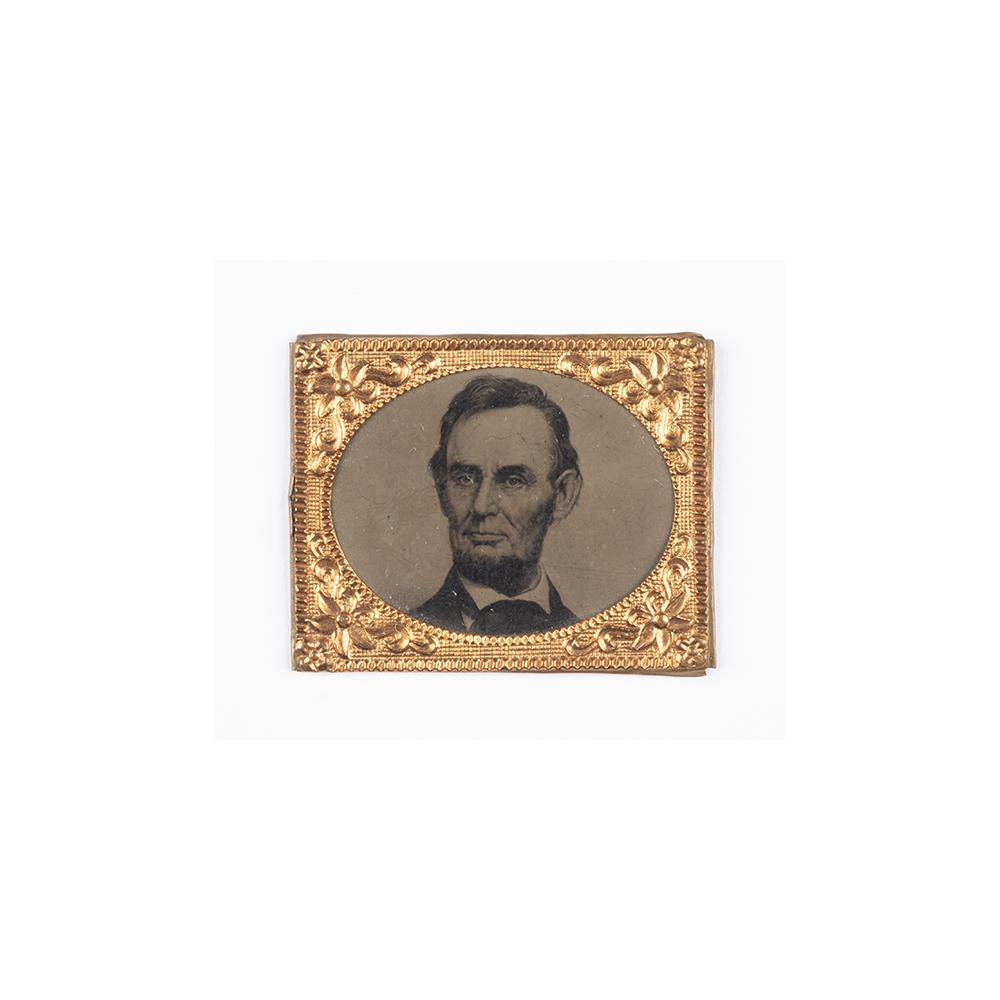 Image: Abraham Lincoln political button