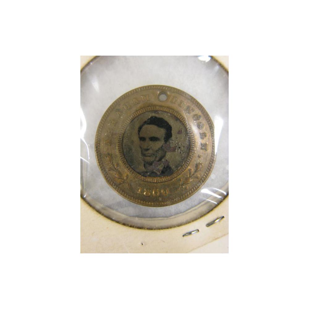 Image: Abraham Lincoln campaign button