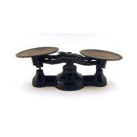 Image: Corneau-Diller balance scale and weights