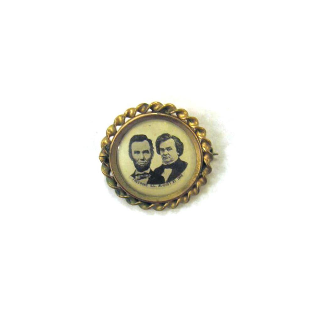 Image: Lincoln-Douglas pin