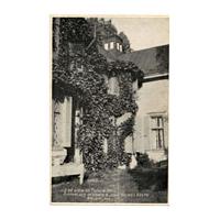 Image: Postcard Tudor Hall