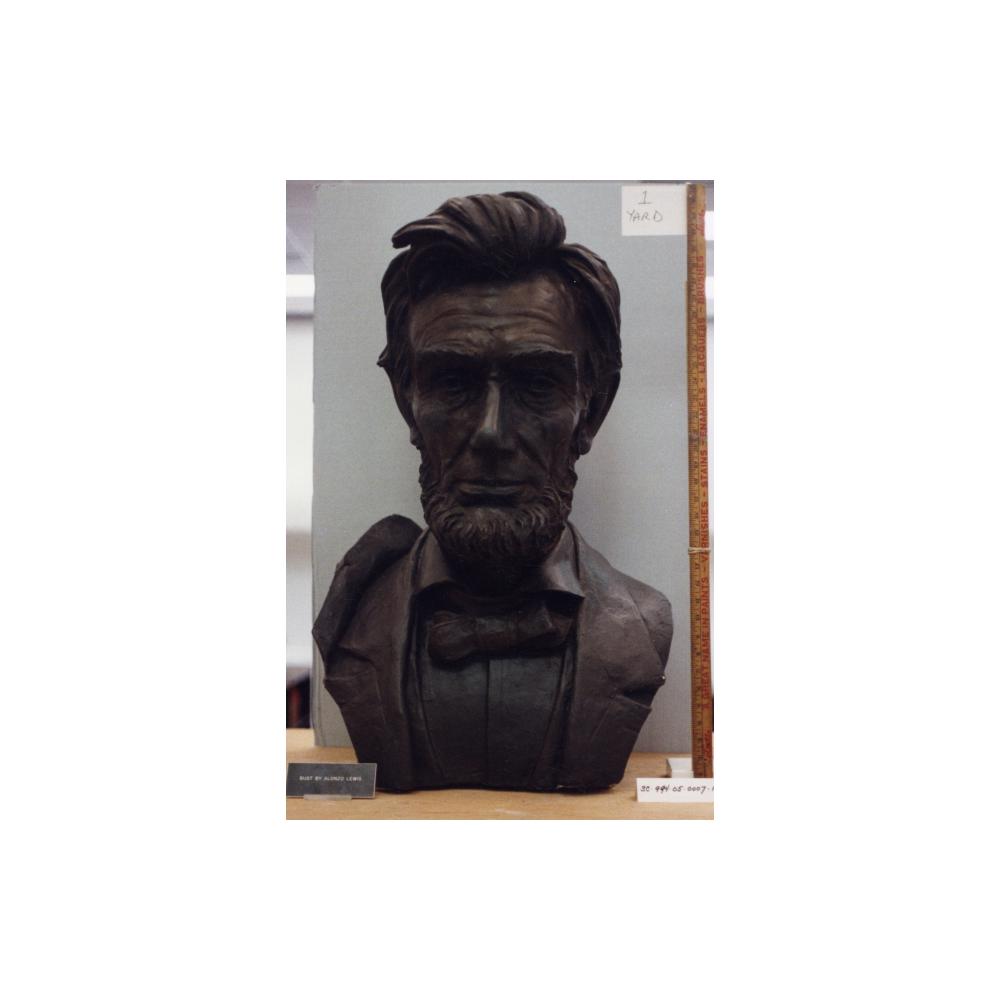 Image: Abraham Lincoln Bust