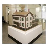 Image: Scale model of Lincoln's Springfield, Illinois, house