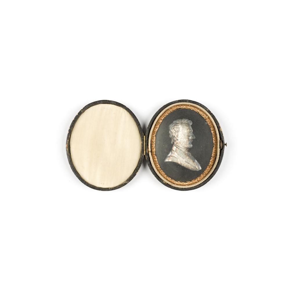 Image: President Lincoln Miniature Bas-relief