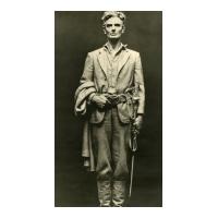 Image: Photograph of Lincoln--the Soldier statue in Dixon, Illinois