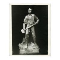 Image: Lincoln, the Frontiersman statue photograph