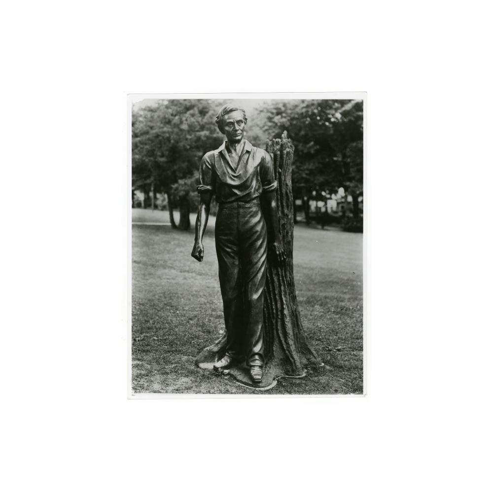 Image: Young Lincoln statue at Ripon College photograph