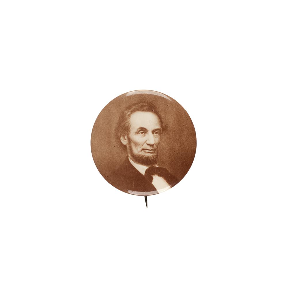 Image: 56 mm Abraham Lincoln pinback button