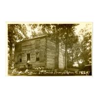 Image: Lincoln Cabin--1st Court House, Macon Co. 1829