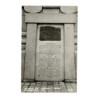Image: Plaque on Lincoln's Tomb