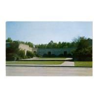 Image: Memorial Court and Buildings