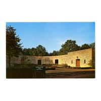 Image: Memorial Building and Visitor Center