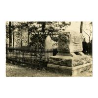 Image: Nancy Hanks Lincoln Gravesite