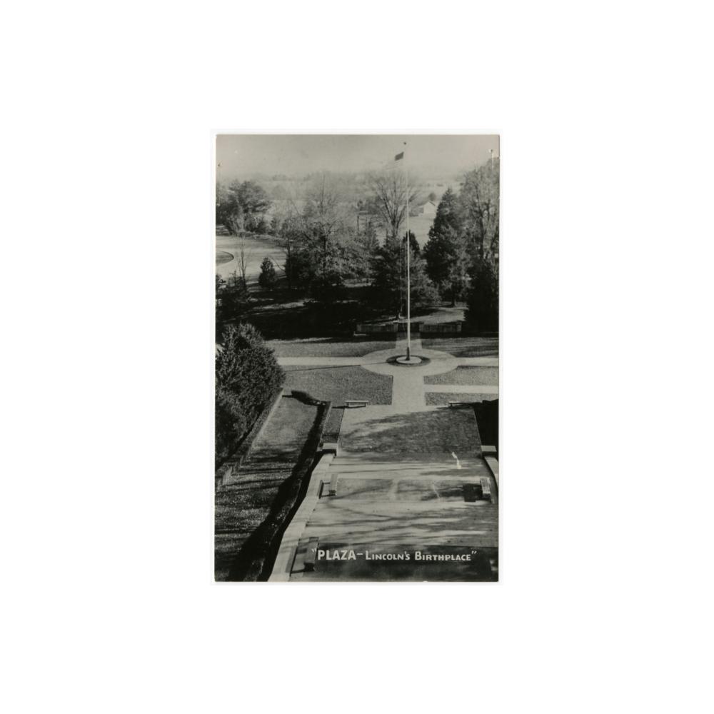Image: Plaza--Lincoln's Birthplace