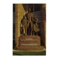 Image: Lincoln, the Friendly Neighbor