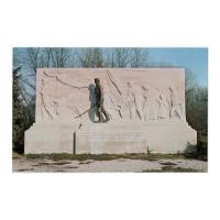 Image: Abraham Lincoln Monument on Banks of Wabash River