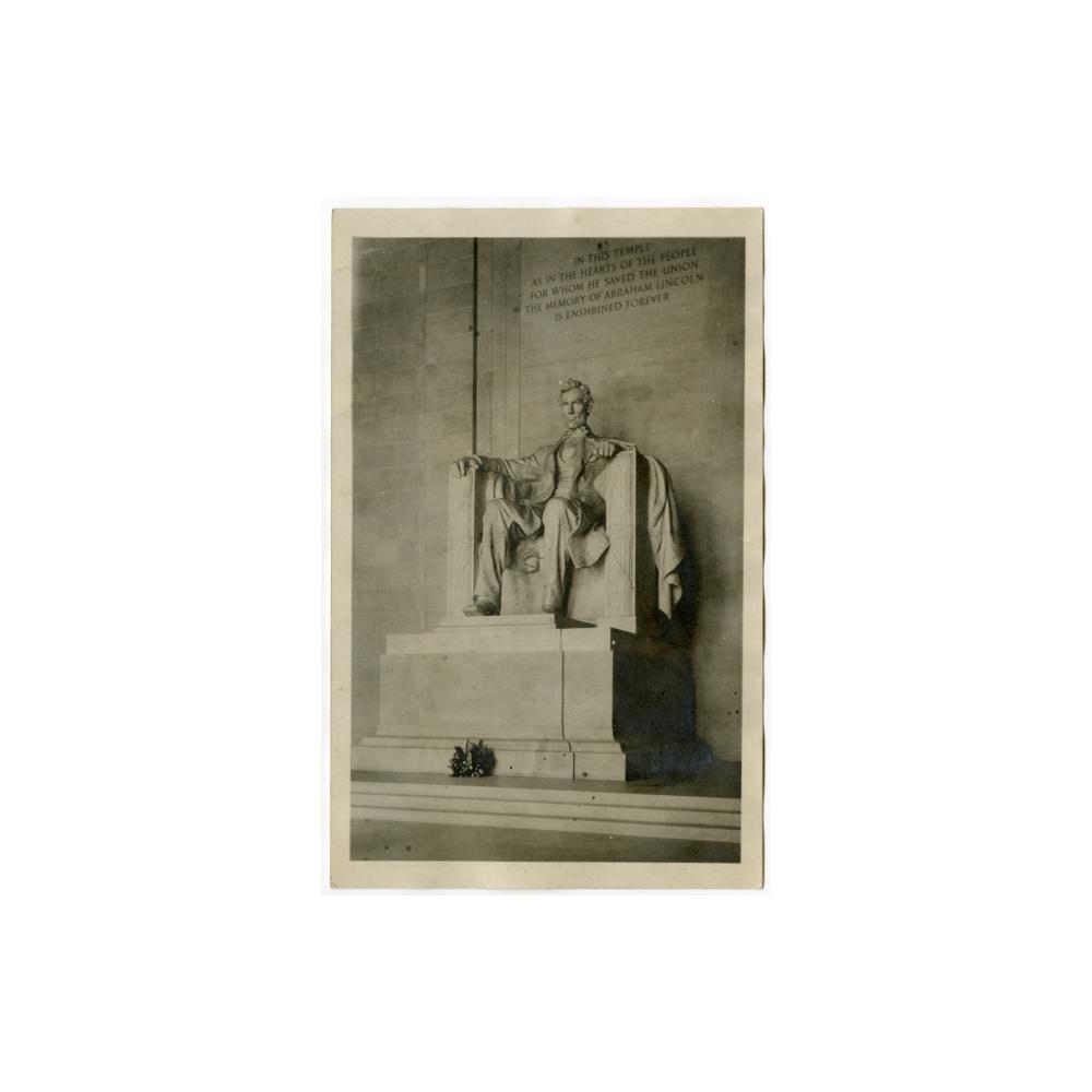 Image: Lincoln Memorial Statue