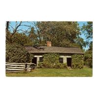 Image: Lincoln Log Cabin