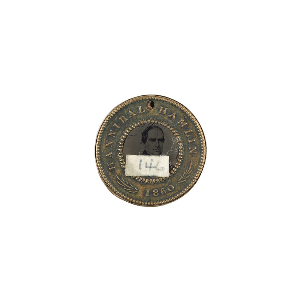 Image: Abraham Lincoln campaign button