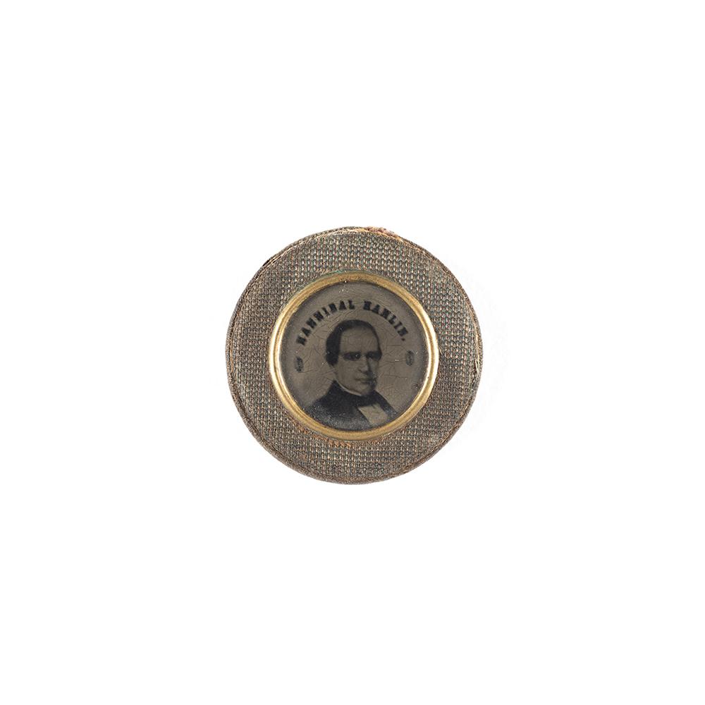 Image: Abraham Lincoln button