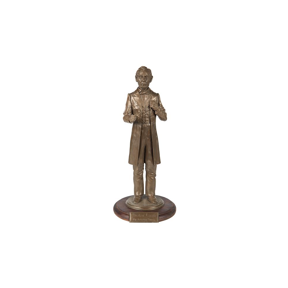 Image: Abraham Lincoln The Gettysburg Address Figurine