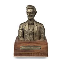 Image: Abraham Lincoln Bust "With Malice Toward None"