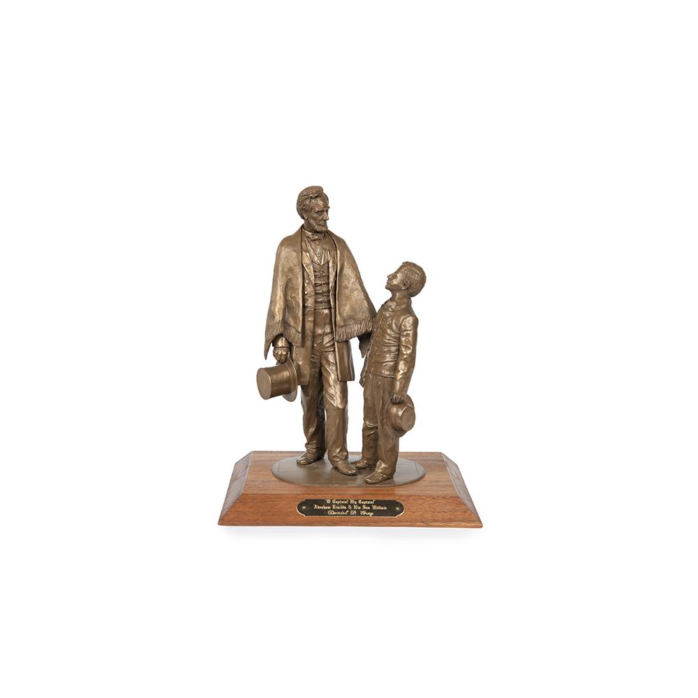 Image: Abraham Lincoln and son Willie Figure