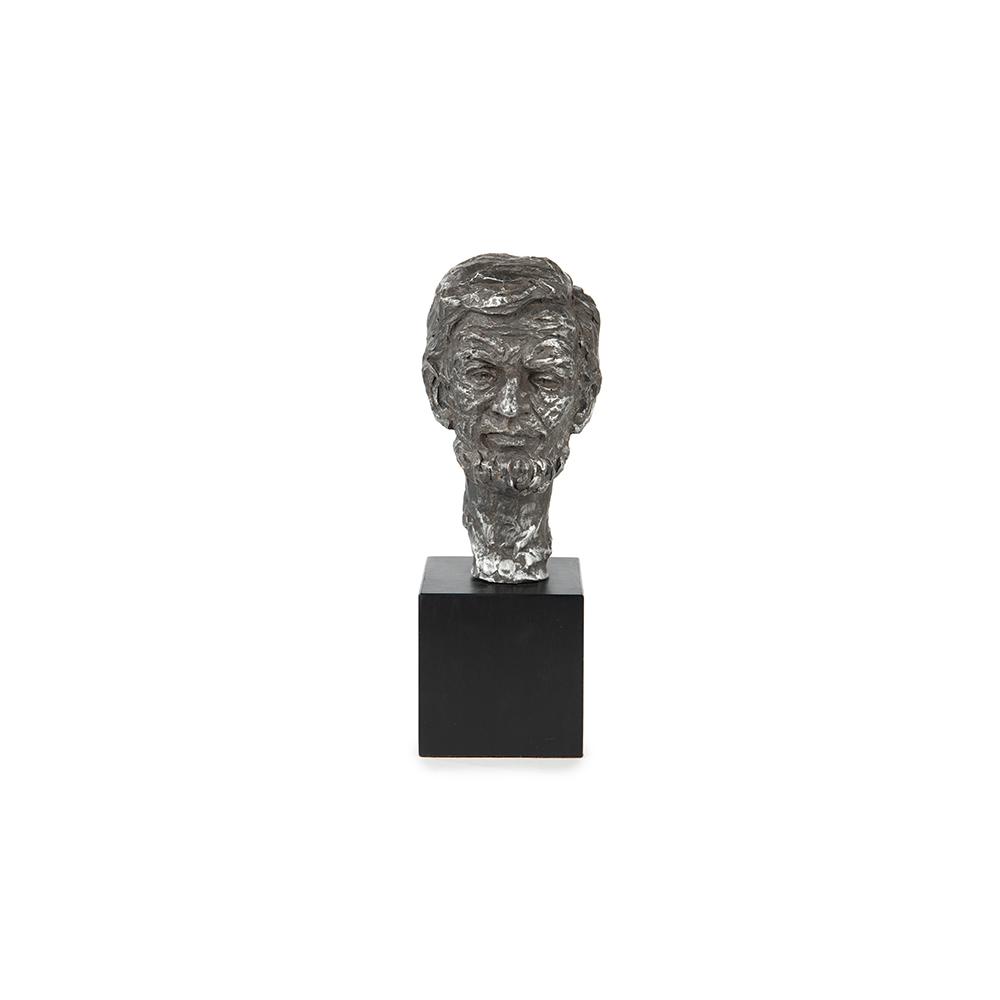 Image: Abraham Lincoln Bust