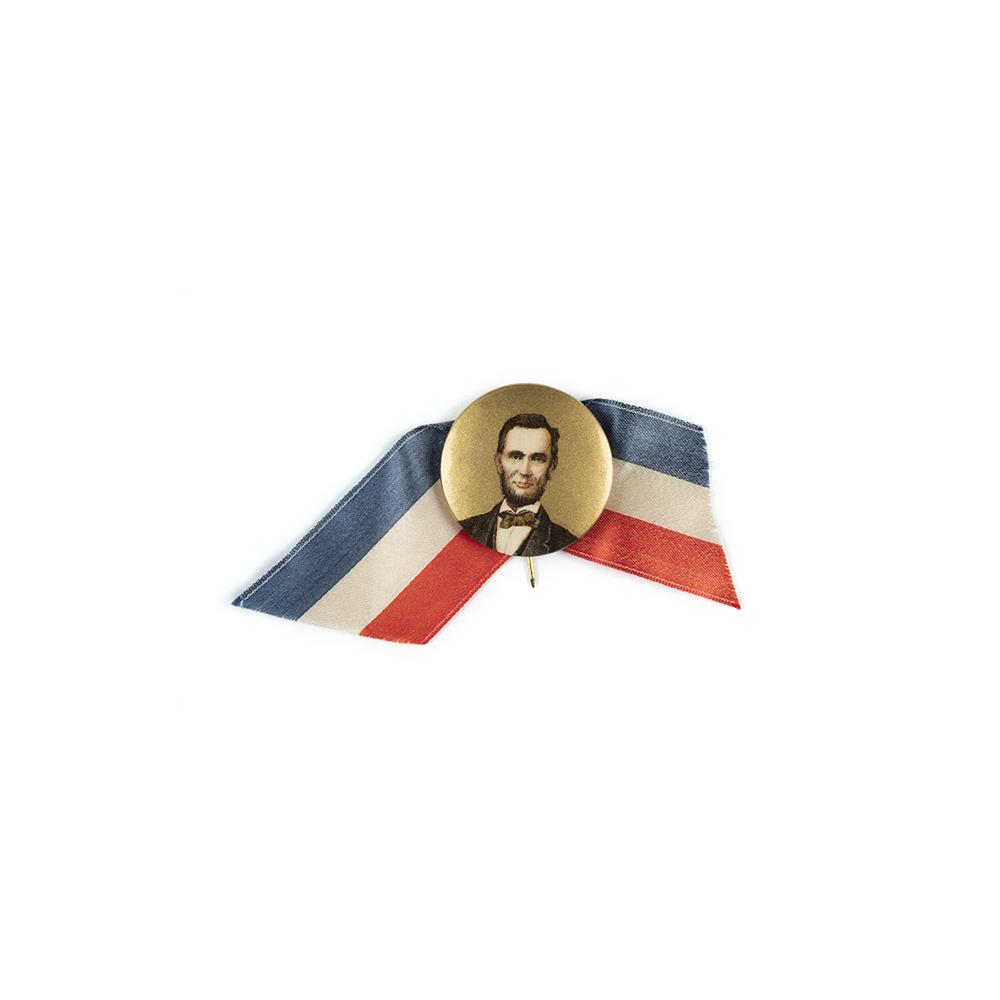 Image: Abraham Lincoln pin